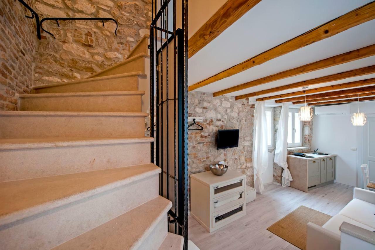 Apartment And Studio Ca' 3 Vie Rovinj Kültér fotó