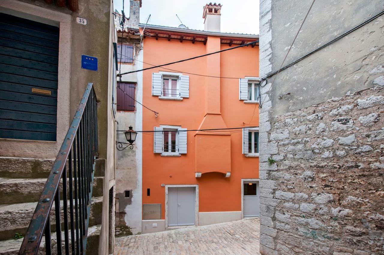 Apartment And Studio Ca' 3 Vie Rovinj Kültér fotó