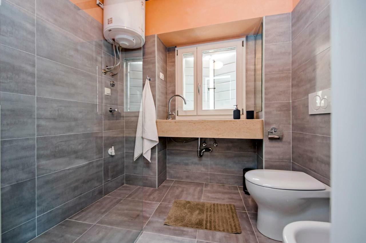 Apartment And Studio Ca' 3 Vie Rovinj Kültér fotó